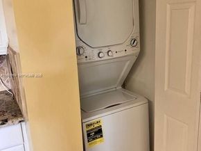 3910 Inverrary Blvd 304B, Lauderhill FL 33319