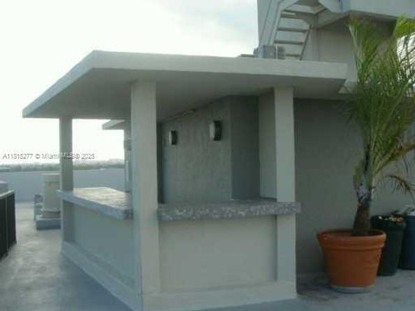 5701 Biscayne Blvd 701, Miami FL 33137