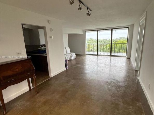 5701 Biscayne Blvd 701, Miami FL 33137