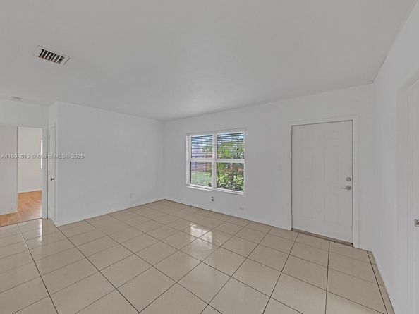 1636 NE 15th Ave, Fort Lauderdale FL 33305