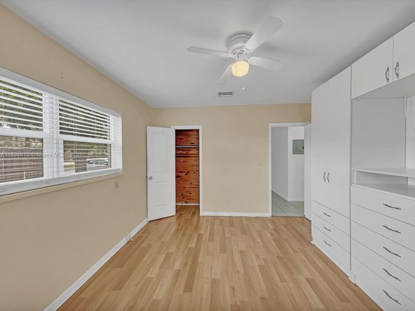 1636 NE 15th Ave, Fort Lauderdale FL 33305
