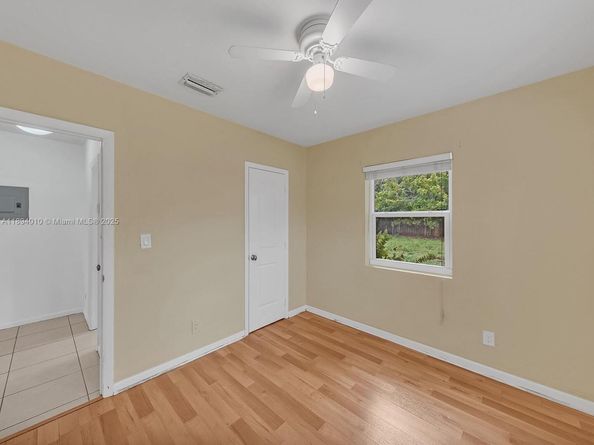 1636 NE 15th Ave, Fort Lauderdale FL 33305