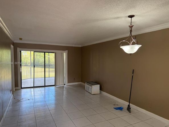 3400 Foxcroft Rd 212, Miramar FL 33025