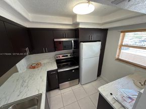 3400 Foxcroft Rd 212, Miramar FL 33025