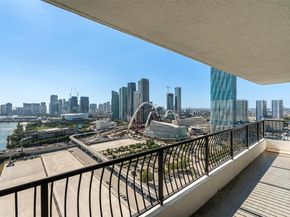 555 NE 15th St 30H, Miami FL 33132