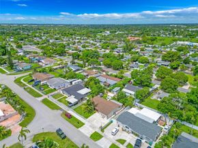 28540 SW 146th Ave, Homestead FL 33033