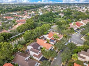 636 Sand Creek Cir, Weston FL 33327