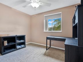 636 Sand Creek Cir, Weston FL 33327