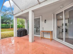 636 Sand Creek Cir, Weston FL 33327