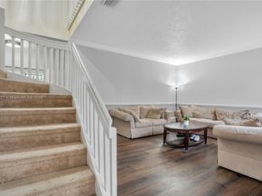 636 Sand Creek Cir, Weston FL 33327