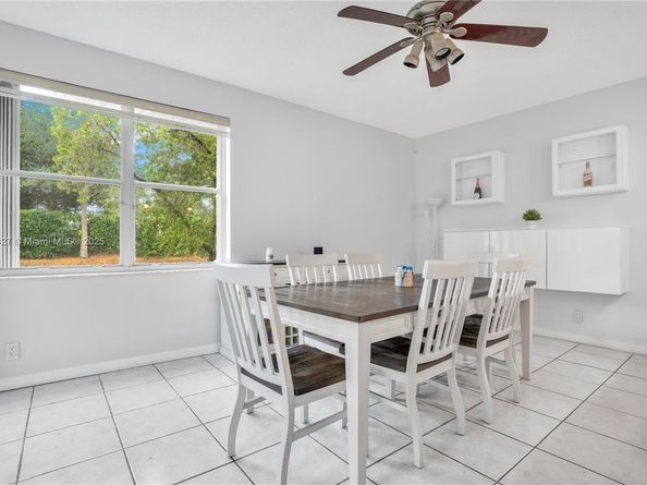 636 Sand Creek Cir, Weston FL 33327