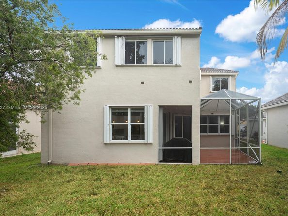 636 Sand Creek Cir, Weston FL 33327