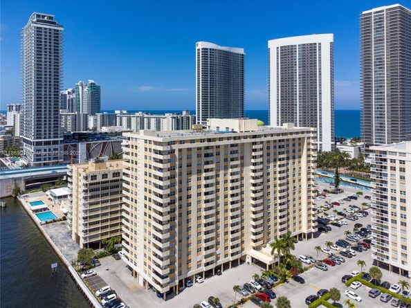 1833 S Ocean Dr 1007, Hallandale Beach FL 33009