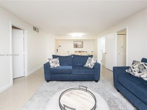 1833 S Ocean Dr 1007, Hallandale Beach FL 33009