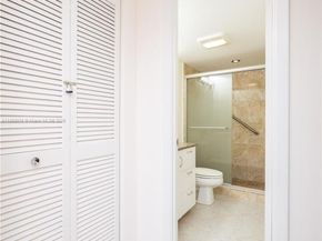 1833 S Ocean Dr 1007, Hallandale Beach FL 33009