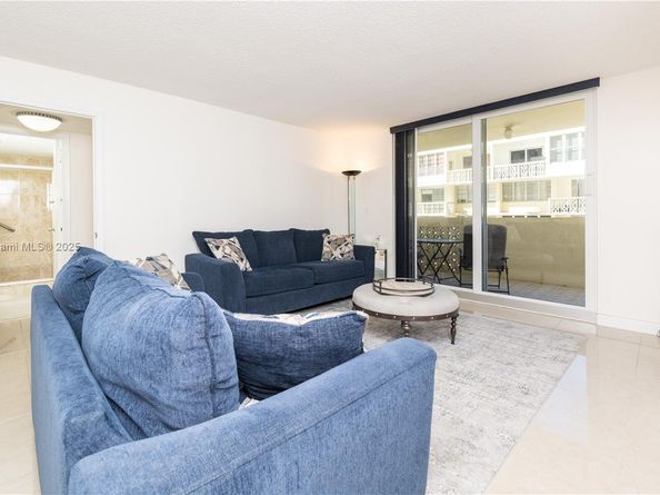 1833 S Ocean Dr 1007, Hallandale Beach FL 33009