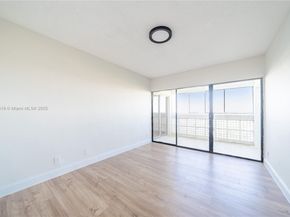 3301 Spanish Moss Ter 802, Lauderhill FL 33319