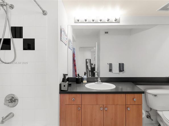 1330 West Ave 2513, Miami Beach FL 33139