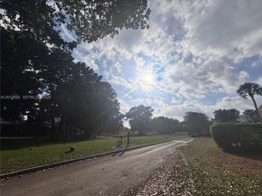 8050 W Mcnab Rd 212, Tamarac FL 33321