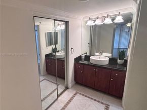 8050 W Mcnab Rd 212, Tamarac FL 33321