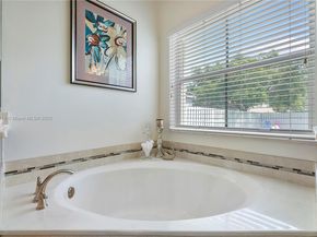 Undisclosed Address #A11875818, Weston FL 33327