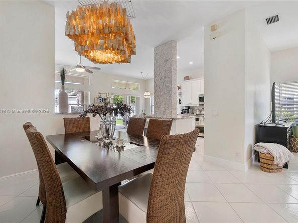 Undisclosed Address #A11875818, Weston FL 33327