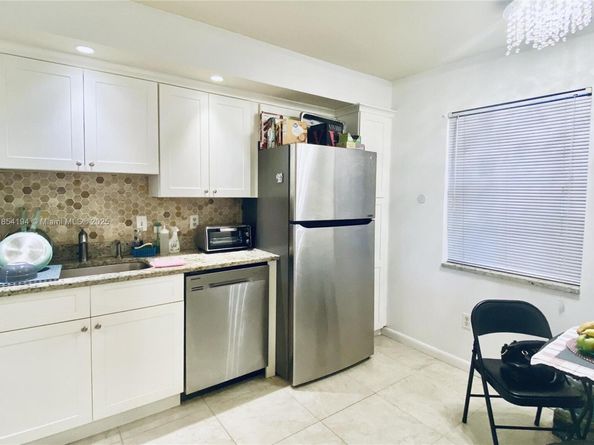 140 Lake Nancy Ln 112, West Palm Beach FL 33411