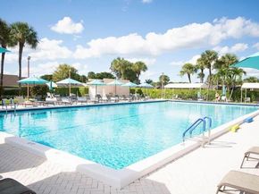 140 Lake Nancy Ln 112, West Palm Beach FL 33411