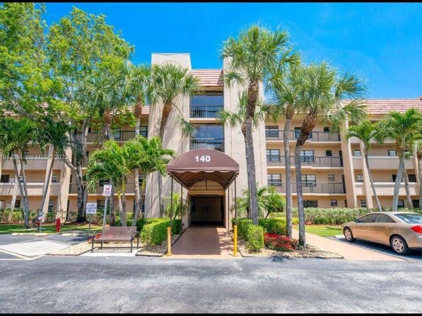 140 Lake Nancy Ln 112, West Palm Beach FL 33411