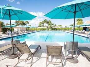 140 Lake Nancy Ln 112, West Palm Beach FL 33411