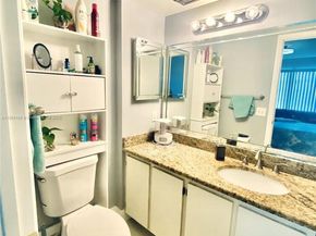 140 Lake Nancy Ln 112, West Palm Beach FL 33411