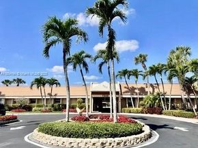 140 Lake Nancy Ln 112, West Palm Beach FL 33411