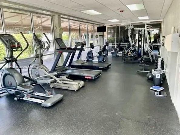 140 Lake Nancy Ln 112, West Palm Beach FL 33411