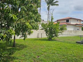 8891 SW 28th St, Miami FL 33165