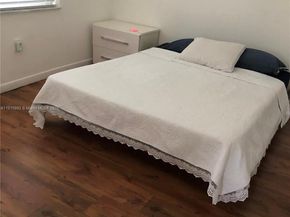 1110 Salzedo St 2G, Coral Gables FL 33134