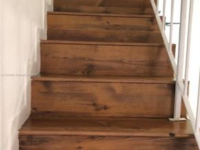 1110 Salzedo St 2G, Coral Gables FL 33134