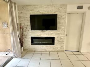 8246 NW 24th St 8246, Coral Springs FL 33065