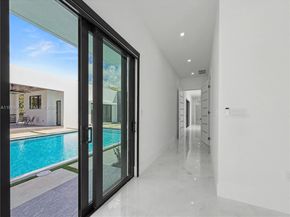 11481 SW 93 St, Miami FL 33176