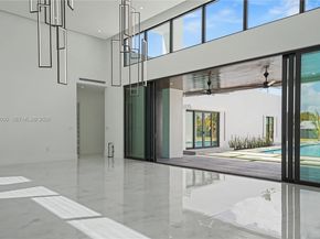 11481 SW 93 St, Miami FL 33176