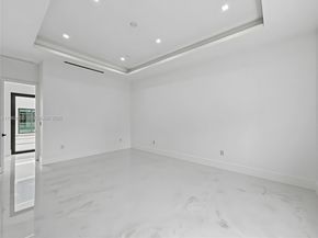 11481 SW 93 St, Miami FL 33176