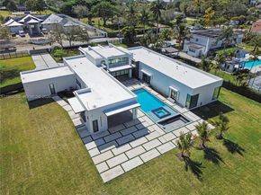 11481 SW 93 St, Miami FL 33176