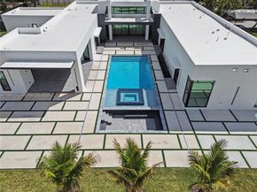11481 SW 93 St, Miami FL 33176