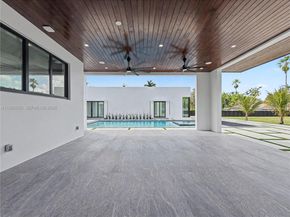 11481 SW 93 St, Miami FL 33176