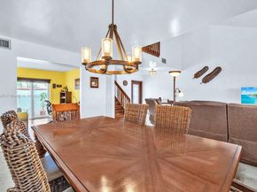 2880 Albatross Dr, Cooper City FL 33026