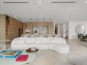 310 W Dilido Dr, Miami Beach FL 33139