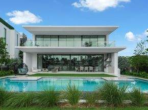 310 W Dilido Dr, Miami Beach FL 33139