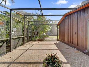 201 NW 77th Way, Pembroke Pines FL 33024