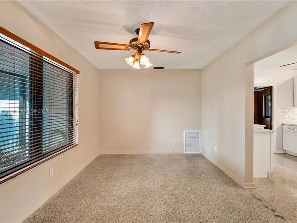 201 NW 77th Way, Pembroke Pines FL 33024