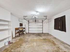 201 NW 77th Way, Pembroke Pines FL 33024