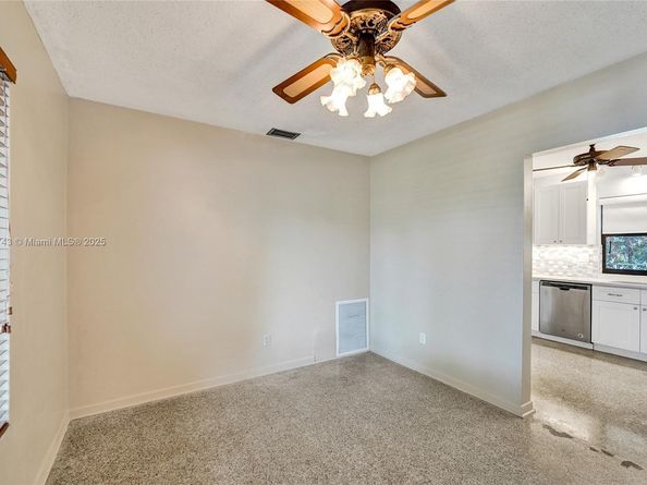 201 NW 77th Way, Pembroke Pines FL 33024